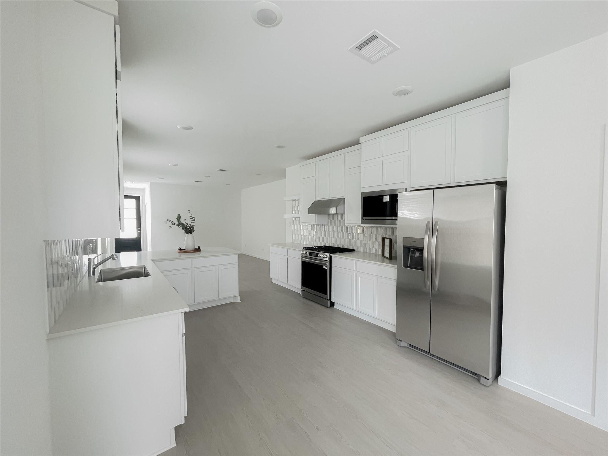 6314 Laguna Terra Drive