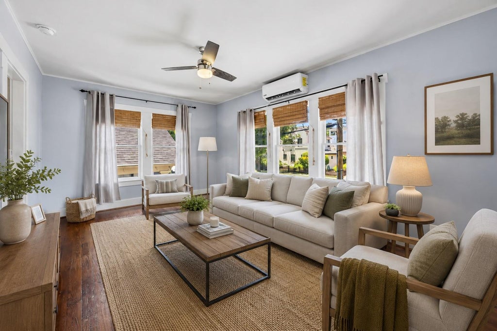 Photo of 2714 Reagan ST, Houston, TX 77009 (MLS # 24456204)