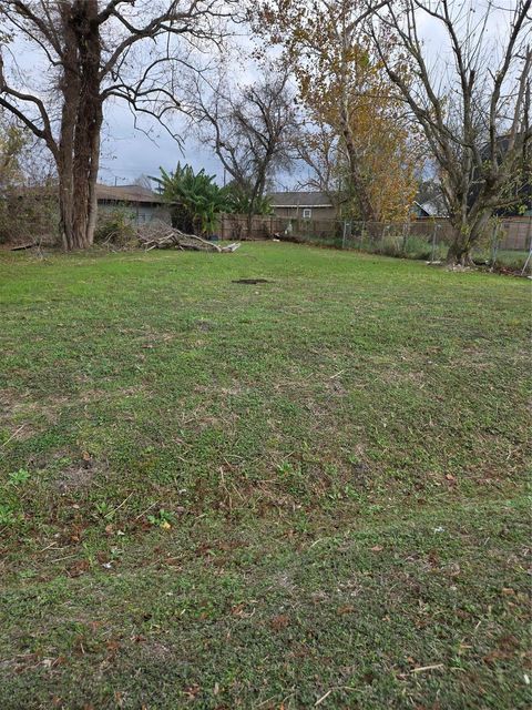 Photo of 4204 Cortlandt Street, Houston, TX 77018 (MLS # 58141322)