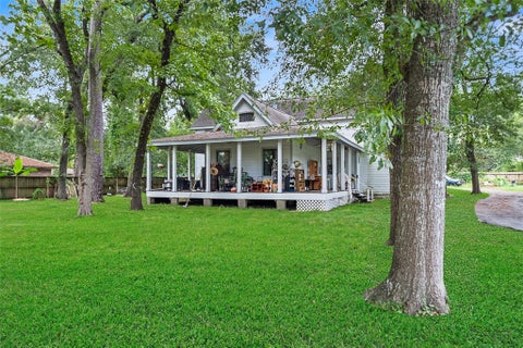Photo of 2319 Creekleaf Road, Houston, TX 77068 (MLS # 10147312)
