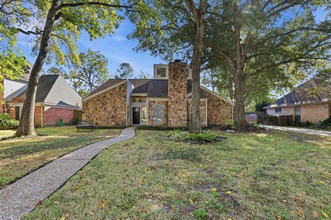 Photo of 12107 Moorcreek Drive, Houston, TX 77070 (MLS # 34213708)