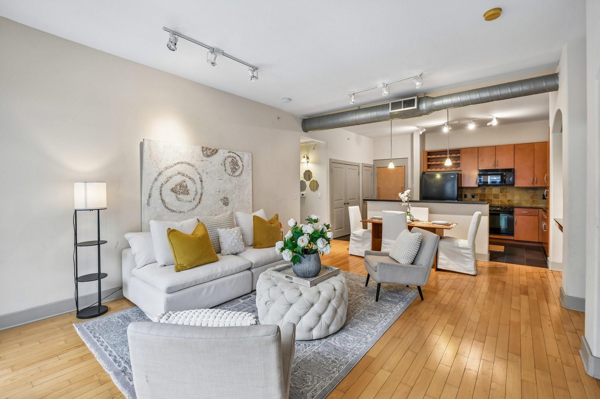 1901 Post Oak Boulevard 2607