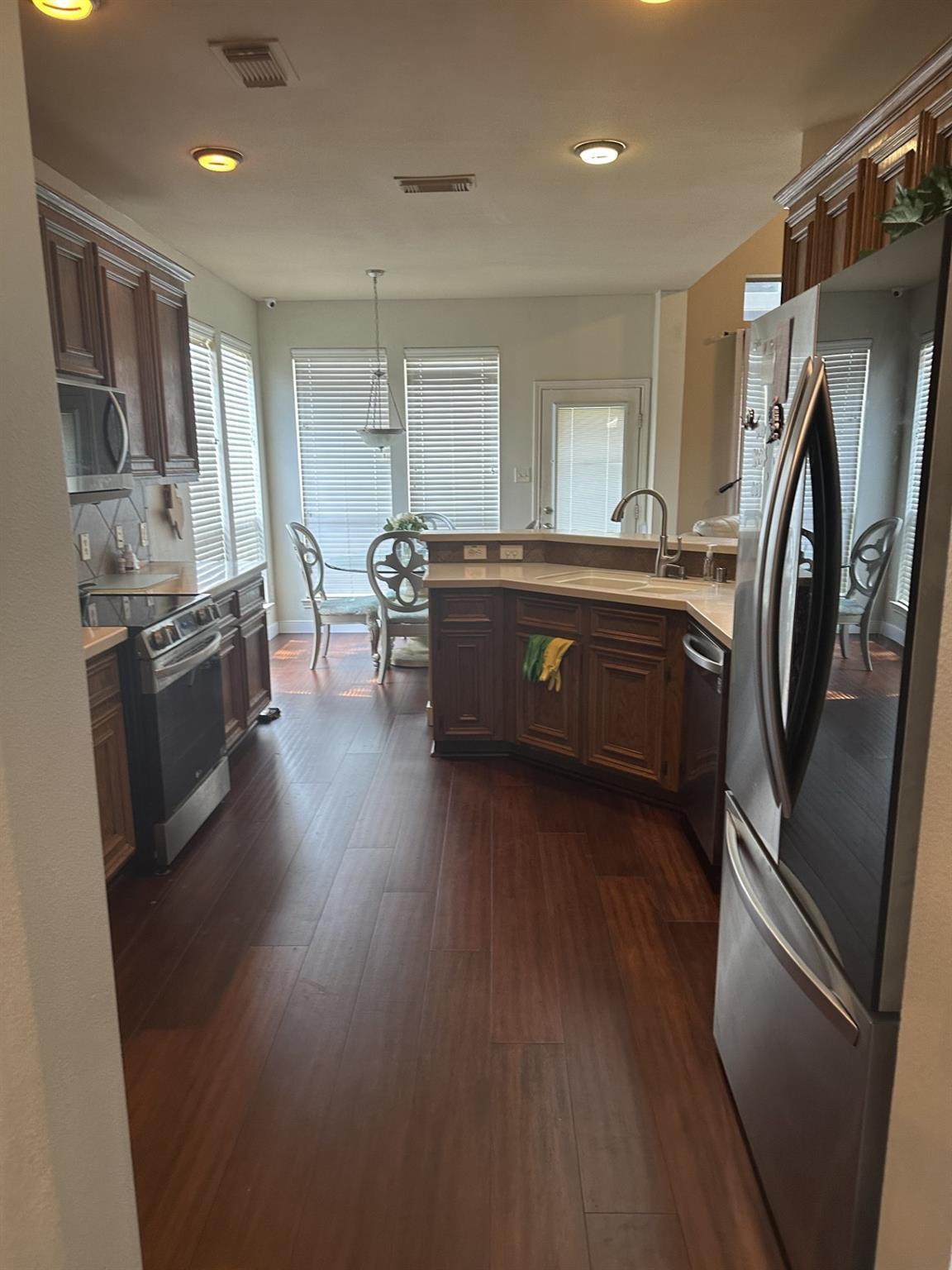 9322 Meadow Ford Court