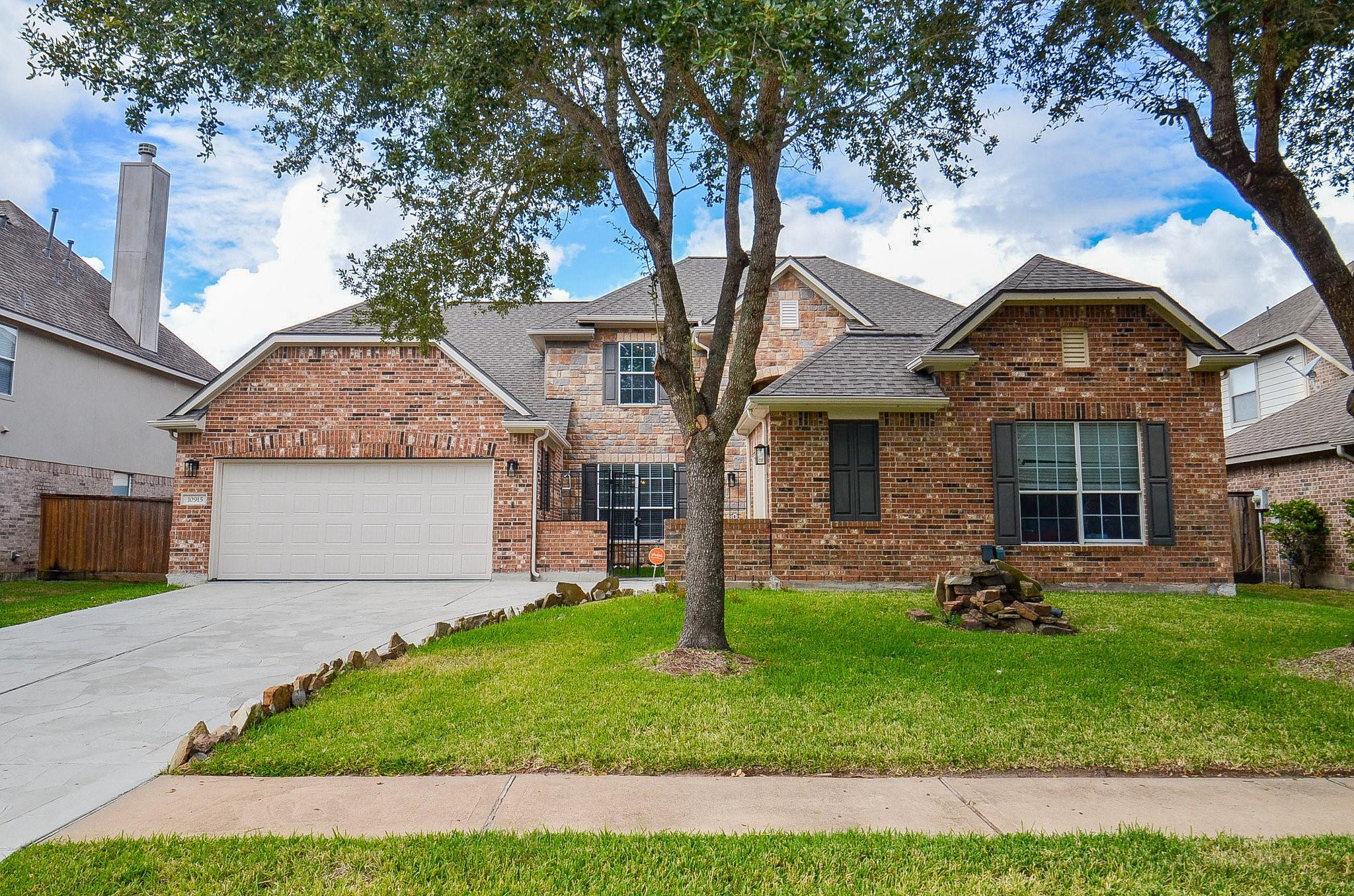 10915 Menaggio Court