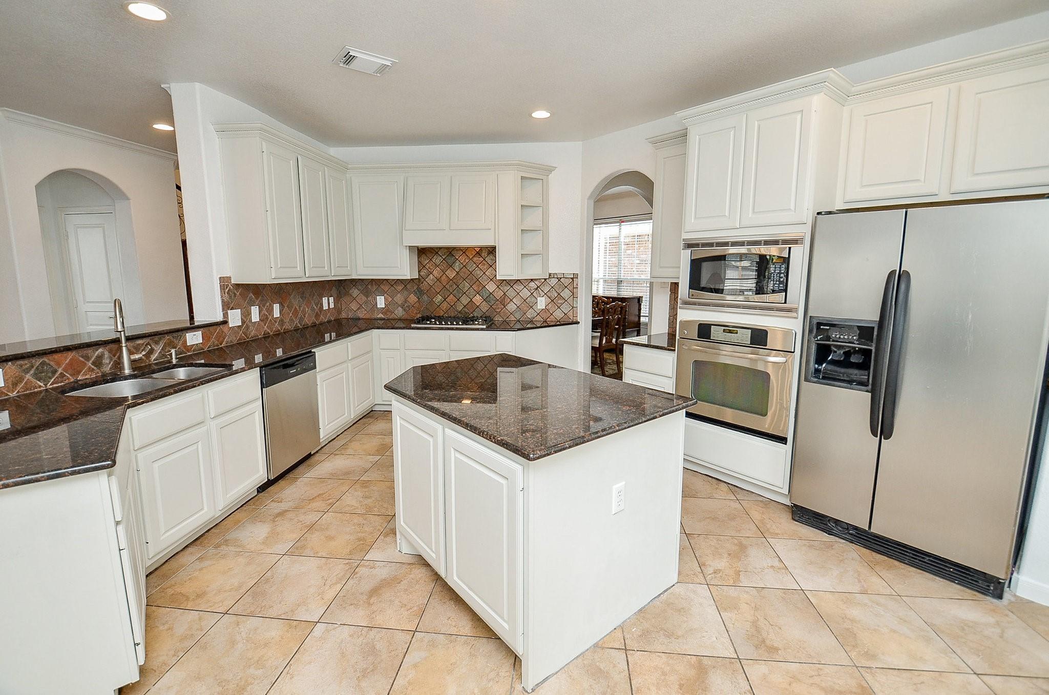 10915 Menaggio Court