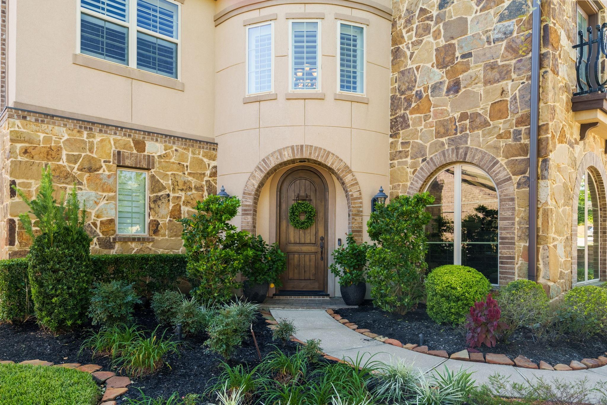 126 Summer Holly Drive