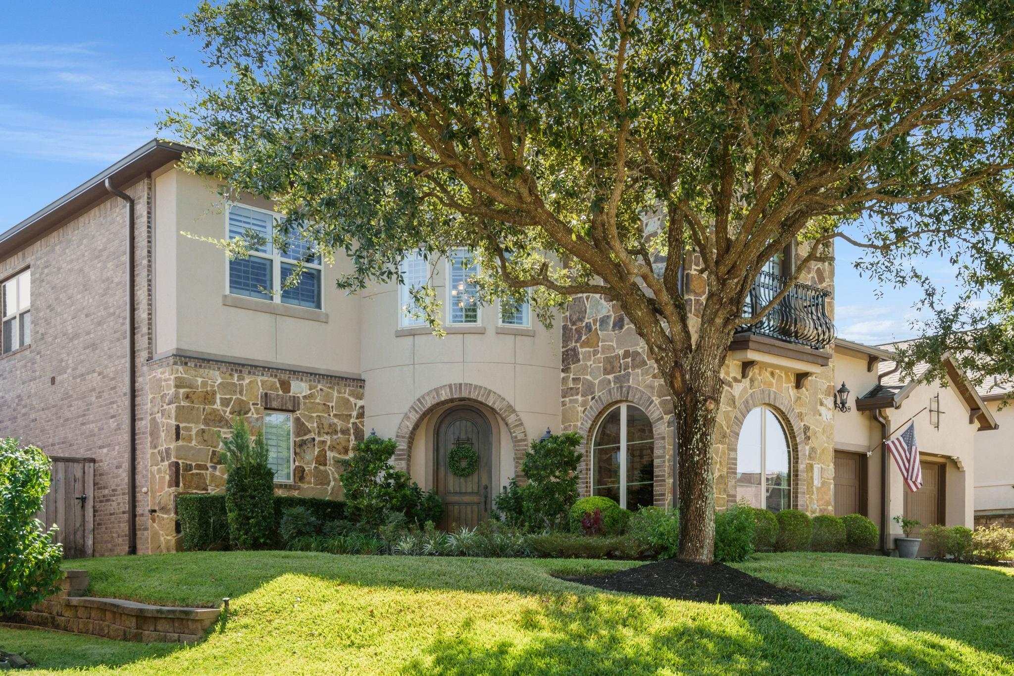 126 Summer Holly Drive