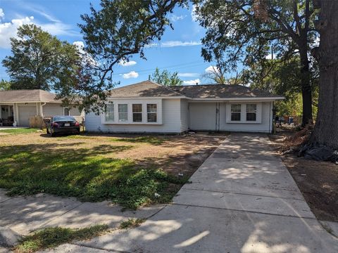 13306 Indianapolis Street Houston TX 77015