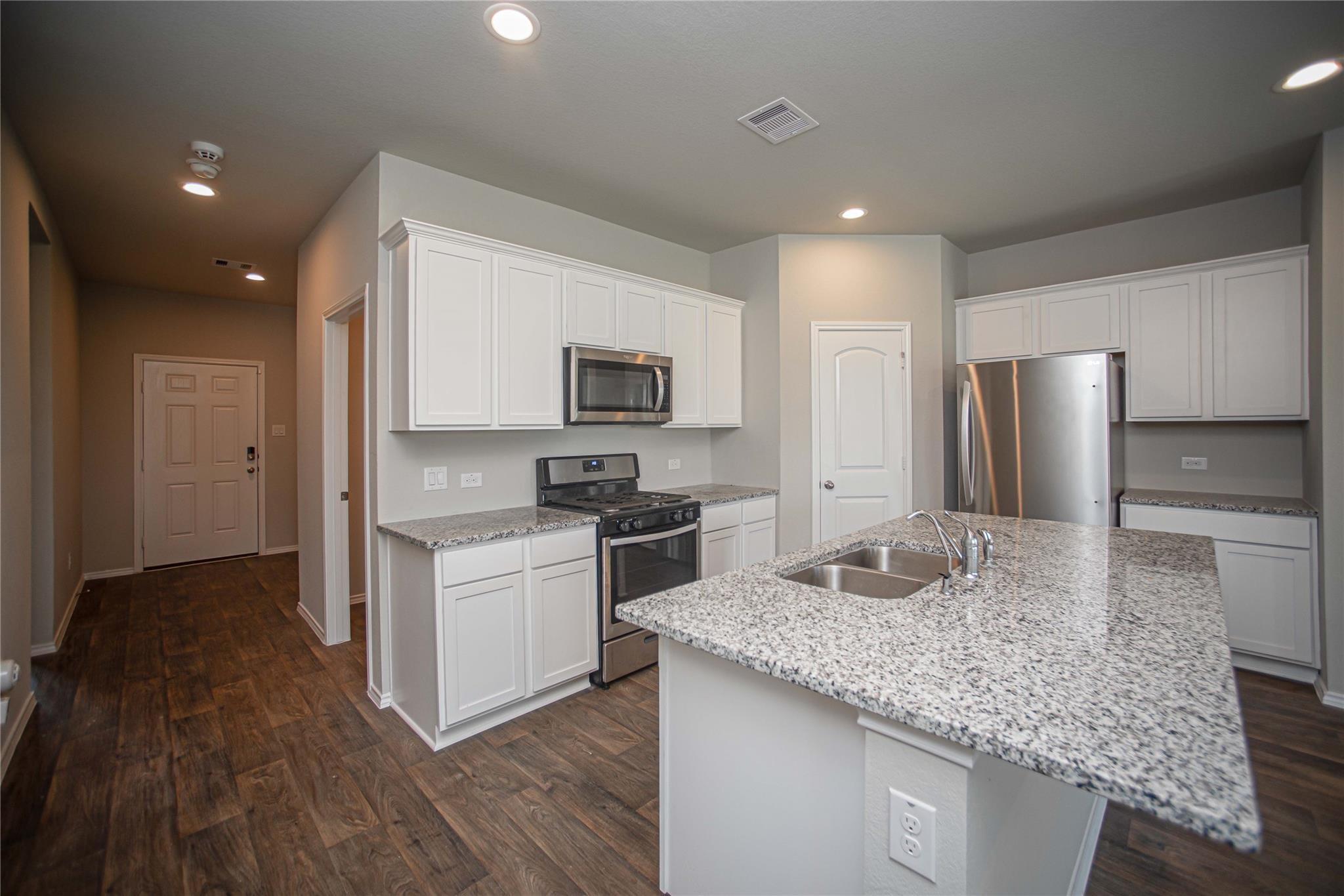 14086 Sharktooth Hill Lane