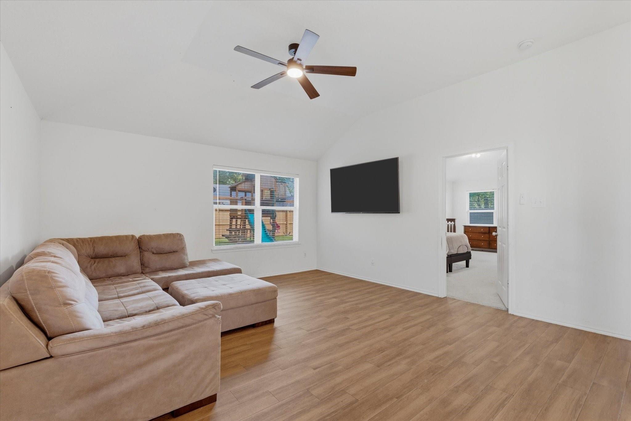 16018 Spinnaker Drive