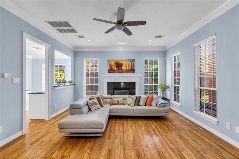 Photo of 2819 Briarhurst Park, Houston, TX 77057 (MLS # 16394773)
