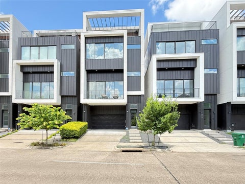 Photo of 807 Memorial Heights Drive, Houston, TX 77007 (MLS # 42358093)