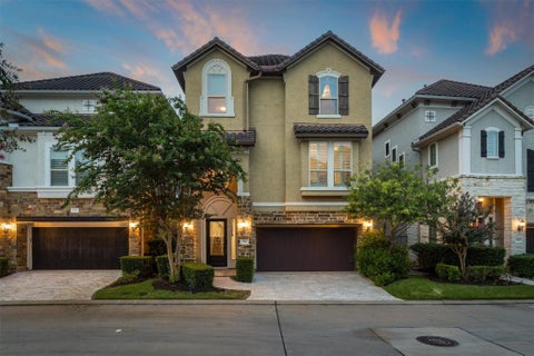 Photo of 714 Old Oyster Trail, Sugar Land, TX 77478 (MLS # 74020524)