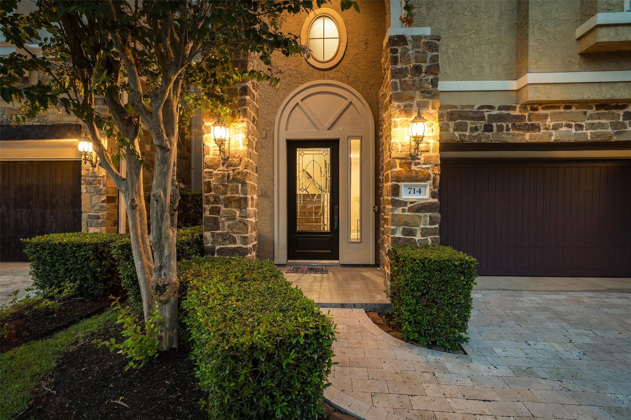 714 Old Oyster Trail