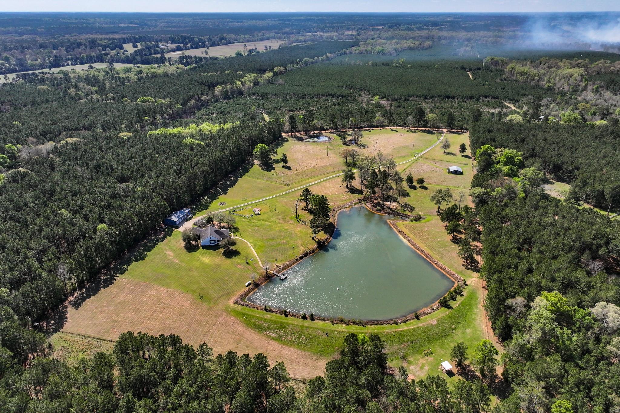 1587 County Road 1105