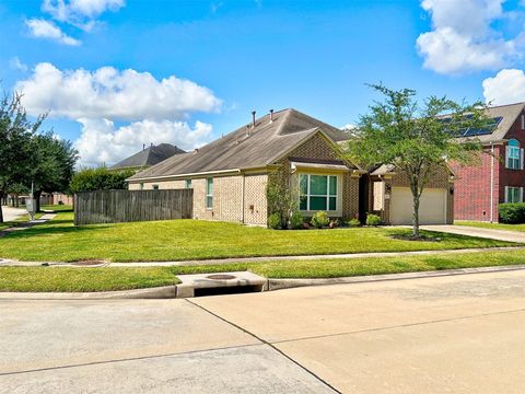Photo of 19003 Piper Hill Lane, Cypress, TX 77429 (MLS # 30340942)