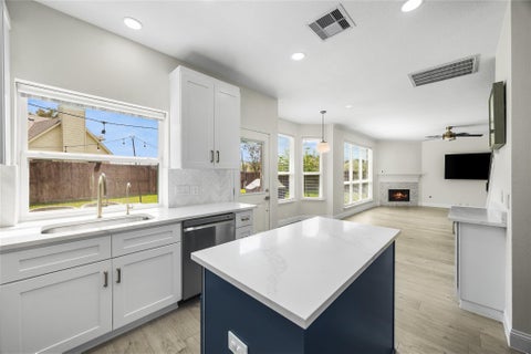 Photo of 1802 Rockwall Court, Sugar Land, TX 77479 (MLS # 14925973)