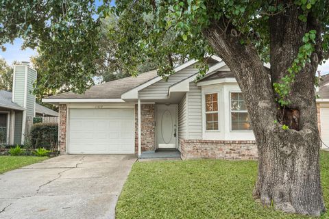 Photo of 11019 Shadowfield Drive, Houston, TX 77064 (MLS # 48290783)