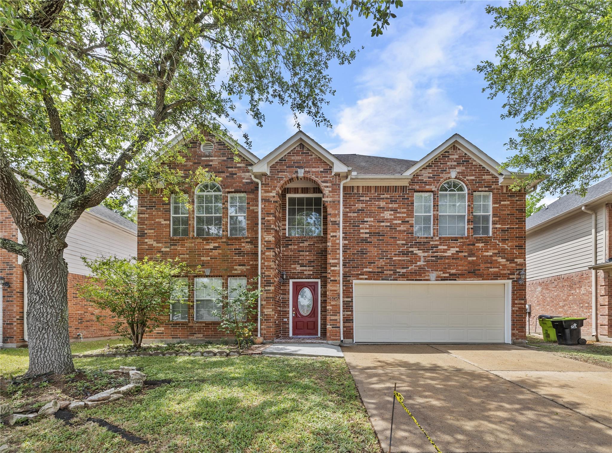 2106 Hawks Road