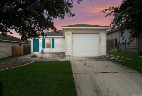 Photo of 11219 Pecan Canyon, San Antonio, TX 78252 (MLS # 33734720)