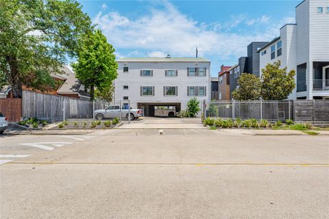 Multifamily For Sale - 5902 Winsome Lane<br/> Houston, TX 77057