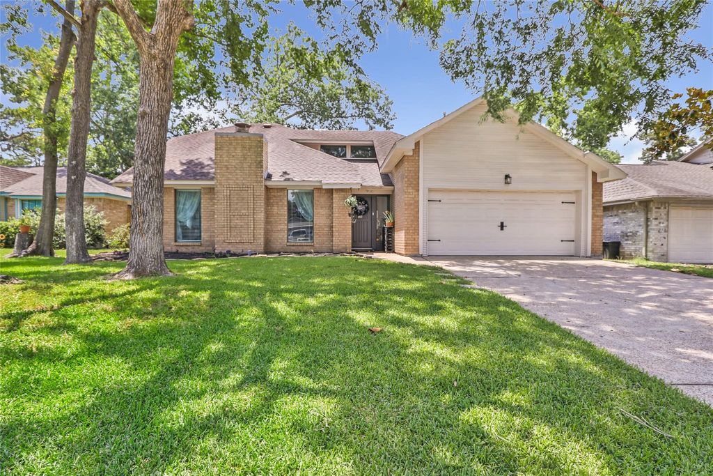 Photo of 19011 Sandia Pines Drive, Humble, TX 77346 (MLS # 8736895)