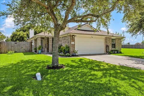 Photo of 3204 Meadow Bay Lane, Dickinson, TX 77539 (MLS # 28886385)
