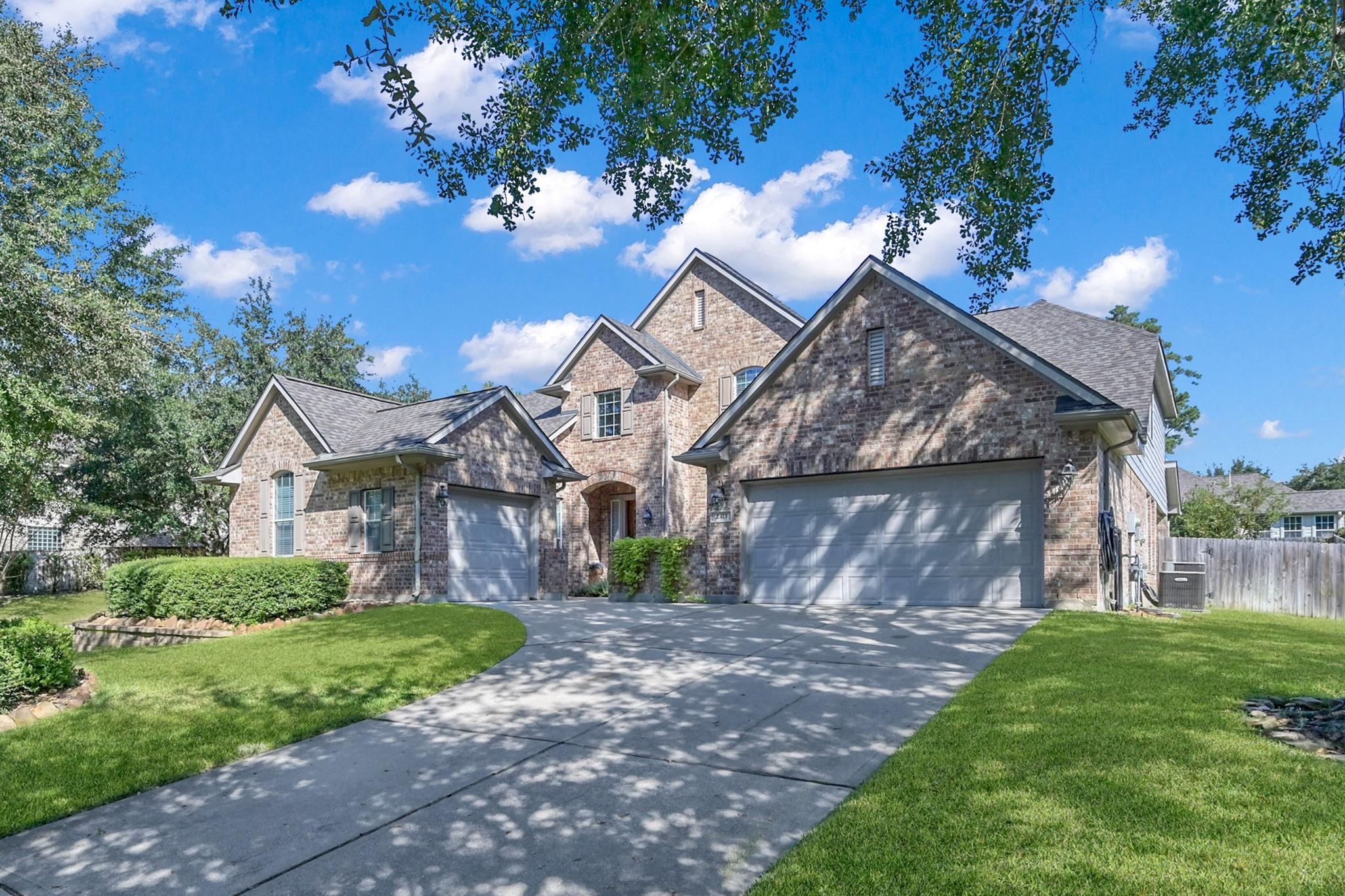 2413 W Bramlet Drive