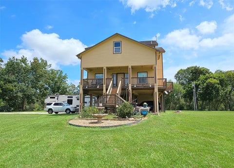 Photo of 236 County Road 406, Palacios, TX 77465 (MLS # 87353637)