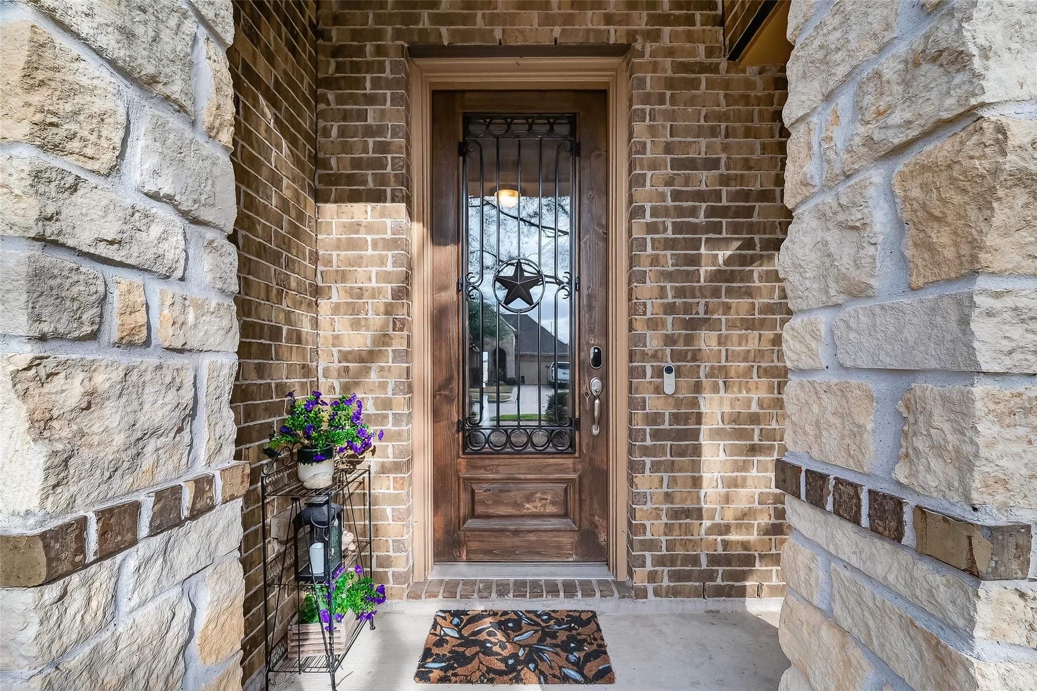 4305 Dave Alvin Drive