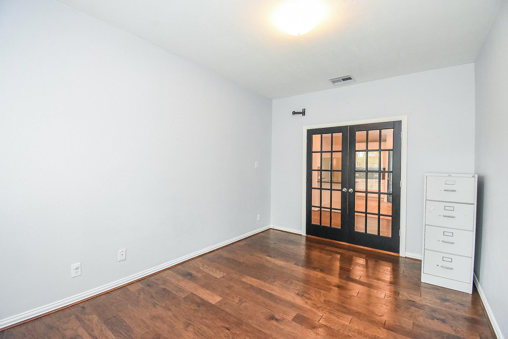 2303 Blue Jay Lane