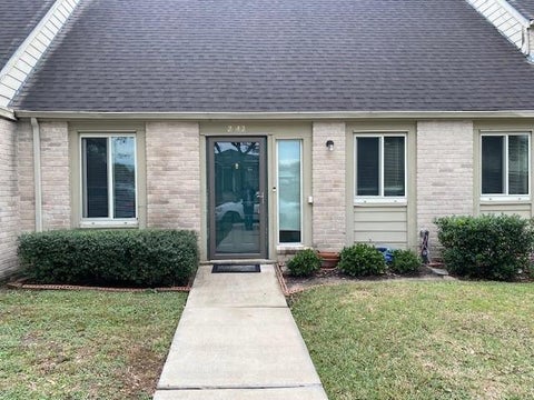 Photo of 2142 Greenbriar Colony Drive, Houston, TX 77032 (MLS # 26145839)