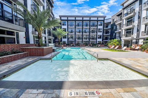 Photo of 3800 Main Street #2-320, Houston, TX 77002 (MLS # 50956100) Photo of 3800 Main Street #2-320, Houston, TX 77002 (MLS # 50956100)