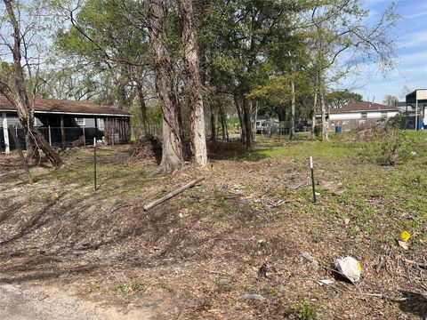 Vacant Land For Sale - 01 Henrietta Street<br/> Houston, TX 77088