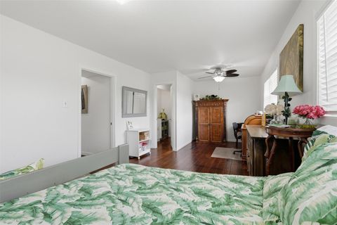 Tiny photo for 401 Clearview Avenue, Friendswood, TX 77546 (MLS # 74159200)