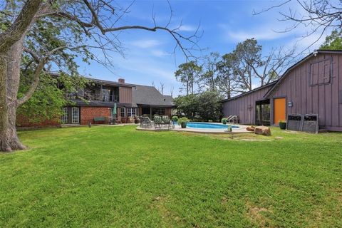 Tiny photo for 401 Clearview Avenue, Friendswood, TX 77546 (MLS # 74159200)