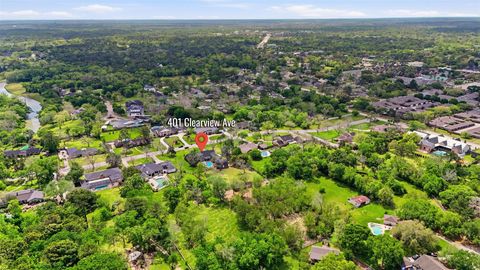 Tiny photo for 401 Clearview Avenue, Friendswood, TX 77546 (MLS # 74159200)