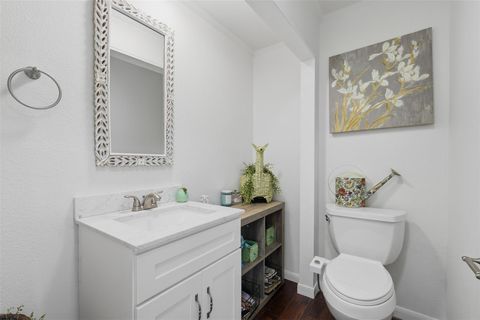 Tiny photo for 401 Clearview Avenue, Friendswood, TX 77546 (MLS # 74159200)