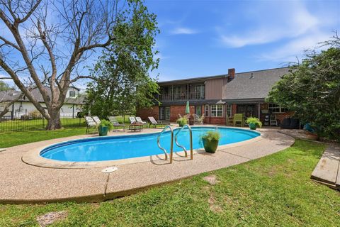 Tiny photo for 401 Clearview Avenue, Friendswood, TX 77546 (MLS # 74159200)