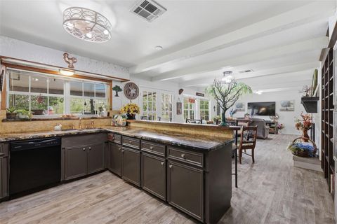 Tiny photo for 401 Clearview Avenue, Friendswood, TX 77546 (MLS # 74159200)