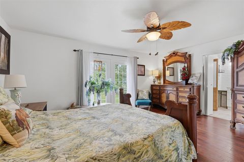 Tiny photo for 401 Clearview Avenue, Friendswood, TX 77546 (MLS # 74159200)