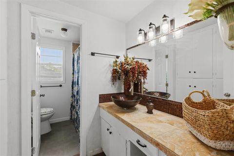 Tiny photo for 401 Clearview Avenue, Friendswood, TX 77546 (MLS # 74159200)