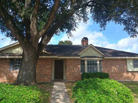 Homes For Rent - 7118 Redding Road<br/> Houston, TX 77036