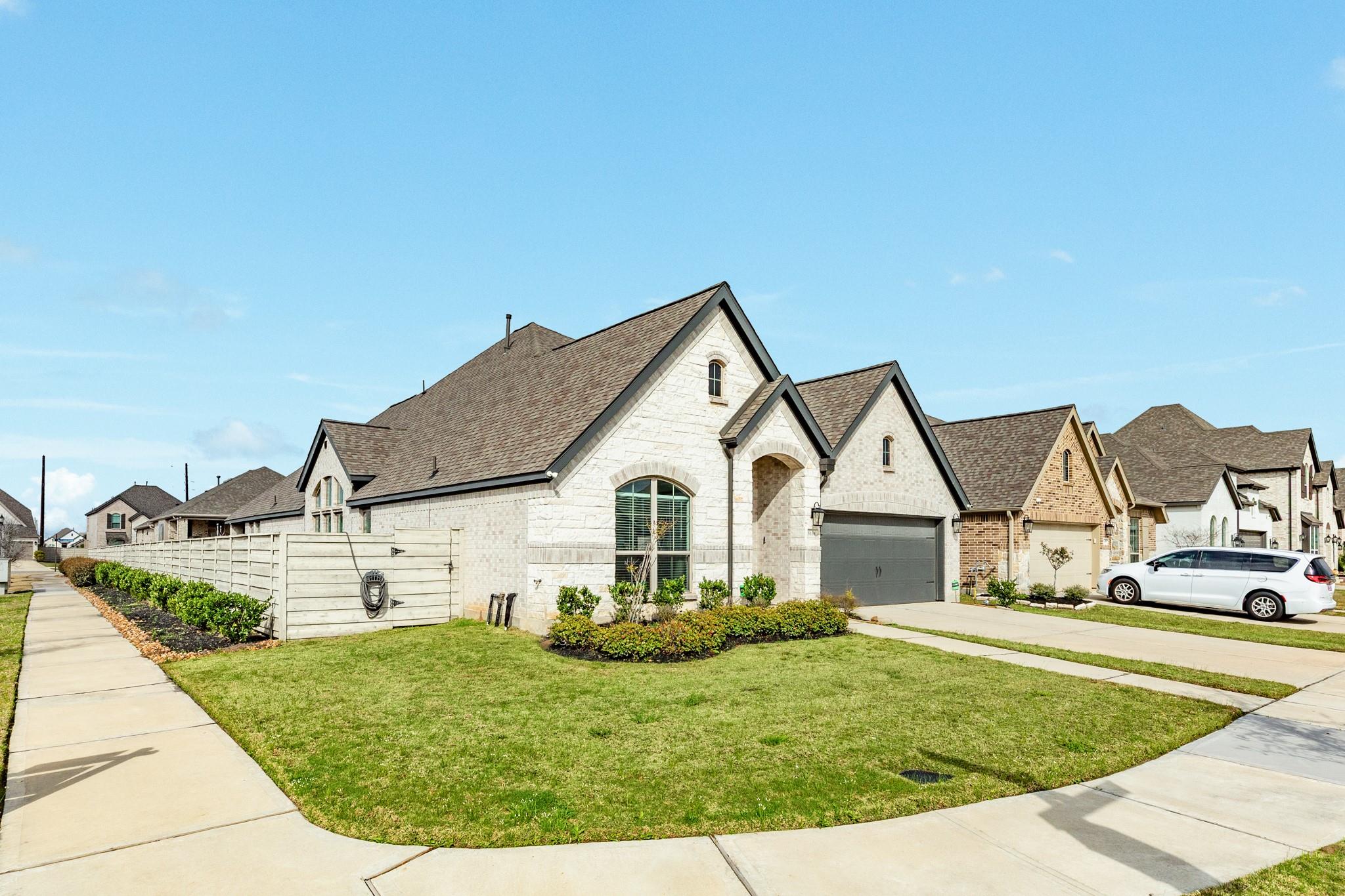5138 Walnut Grove Lane