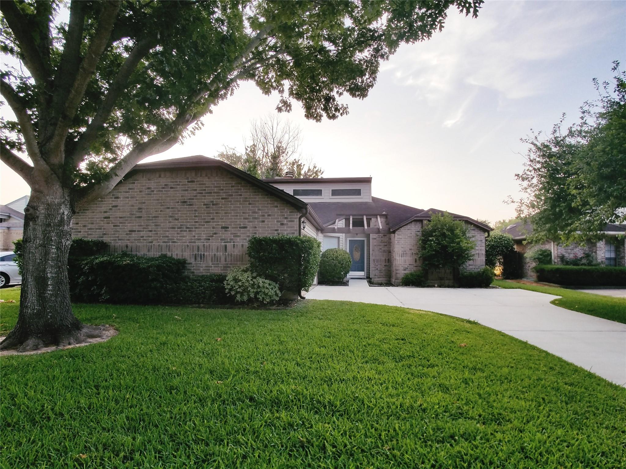2111 Echo Ridge