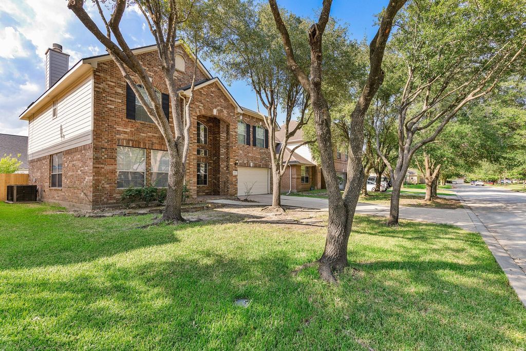 Photo of 22012 Royal Timbers Drive, Kingwood, TX 77339 (MLS # 84571039)