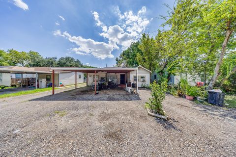 11002 La Crosse Street Houston TX 77029