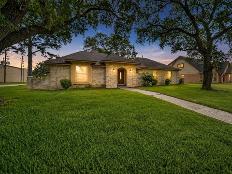 Photo of 203 Leyden Court, Katy, TX 77450 (MLS # 39400552)