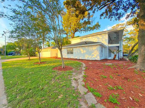 Tiny photo for 5926 Queensgate Drive, Houston, TX 77066 (MLS # 38596513)