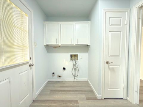 Tiny photo for 5926 Queensgate Drive, Houston, TX 77066 (MLS # 38596513)